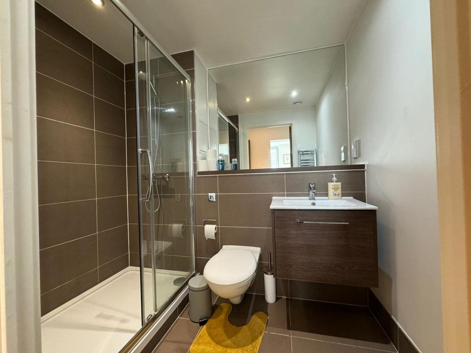 Cozy One Bedroom Flat 20 Mins Central London Bp142 Exterior photo